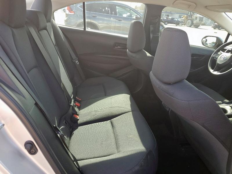 5YFB4MDE4RP211926 - 2024 TOYOTA COROLLA LE SILVER photo 10