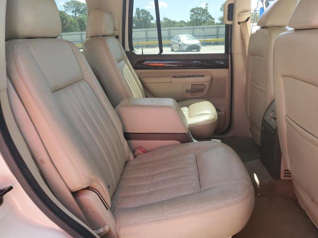 5LMEU88H04ZJ01097 - 2004 LINCOLN AVIATOR WHITE photo 11