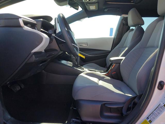 5YFP4MCE3SP233574 - 2025 TOYOTA COROLLA SE თეთრი ფოტო 7