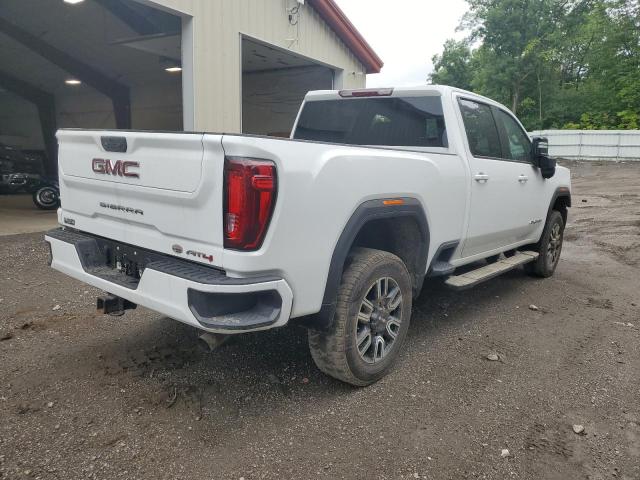 1GT49VE7XNF179999 - 2022 GMC SIERRA K3500 AT4 WHITE photo 3