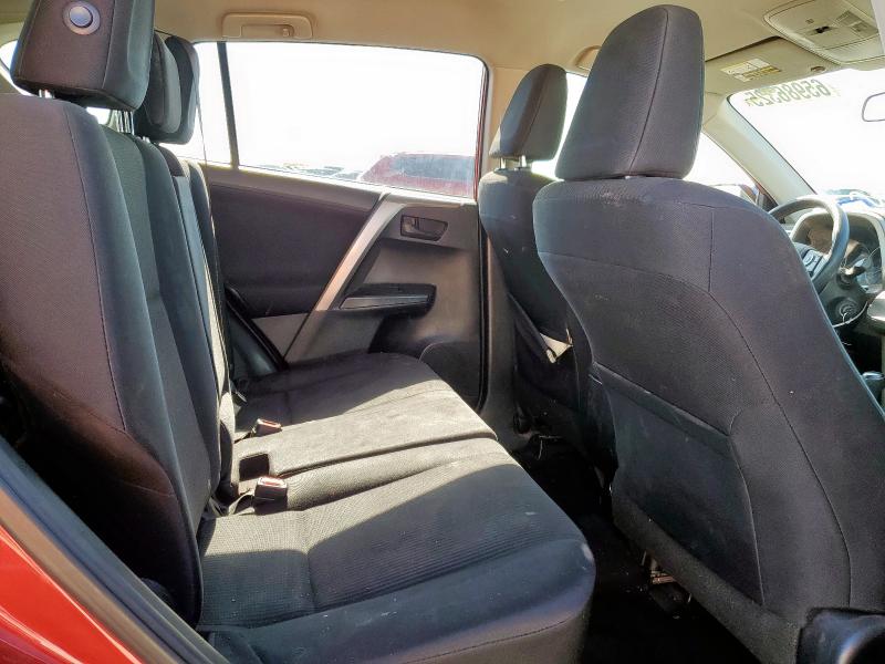 JTMZFREV6HJ102049 - 2017 TOYOTA RAV4 LE წითელი ფოტო 11