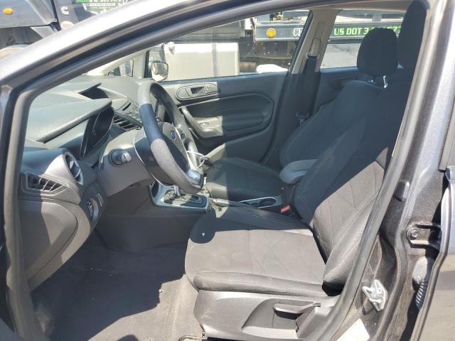 3FADP4EJ9JM145905 - 2018 FORD FIESTA SE ნაცრისფერი ფოტო 7