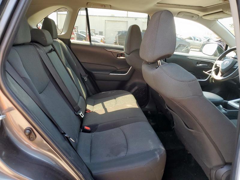 2T3W1RFV0RC289437 - 2024 TOYOTA RAV4 XLE 灰色 照片 11