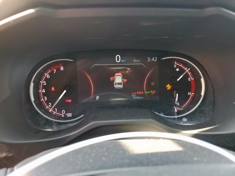 2T3W1RFV0RC289437 - 2024 TOYOTA RAV4 XLE 灰色 照片 9