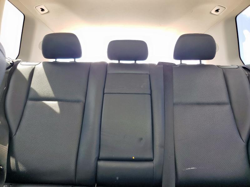 WDCGG5HB0FG338666 - 2015 MERCEDES-BENZ GLK 350 SILVER photo 10