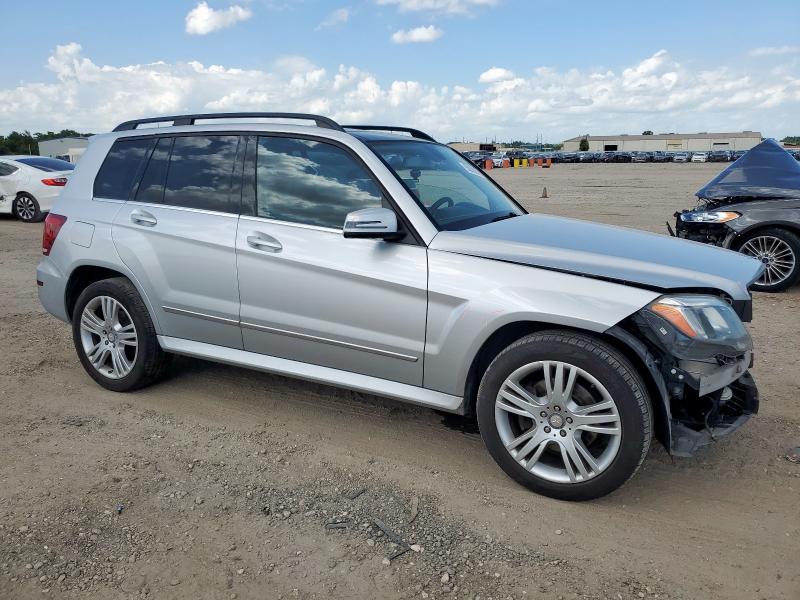 WDCGG5HB0FG338666 - 2015 MERCEDES-BENZ GLK 350 SILVER photo 4