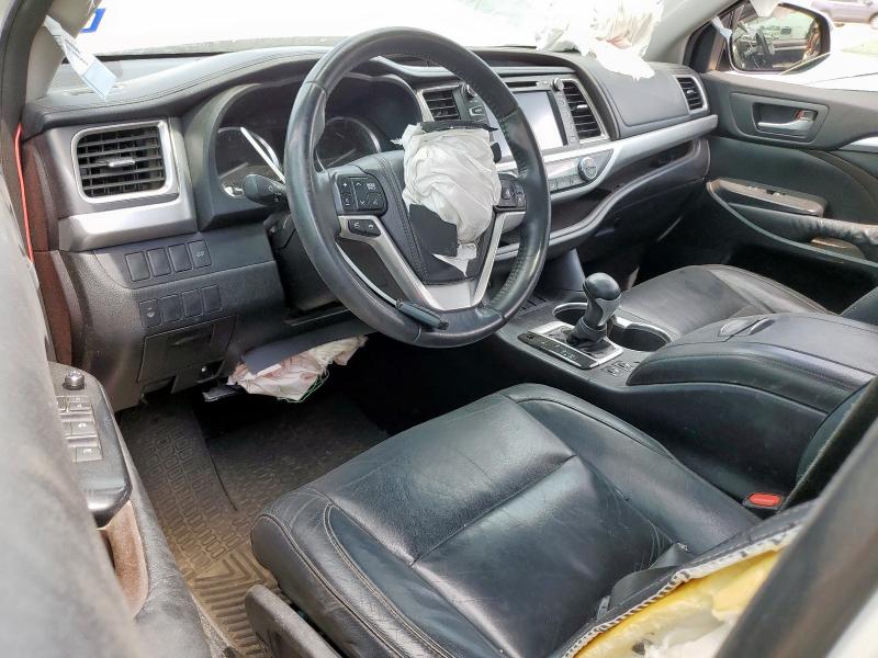 5TDKKRFH3FS050711 - 2015 TOYOTA HIGHLANDER XLE თეთრი ფოტო 8