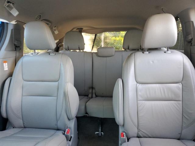 5TDDZ3DC2KS210712 - 2019 TOYOTA SIENNA XLE 白色 照片 10