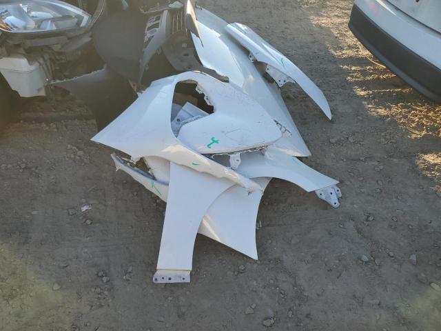 JTDKARFP4J3095306 - 2018 TOYOTA PRIUS PRIM 白色 照片 12