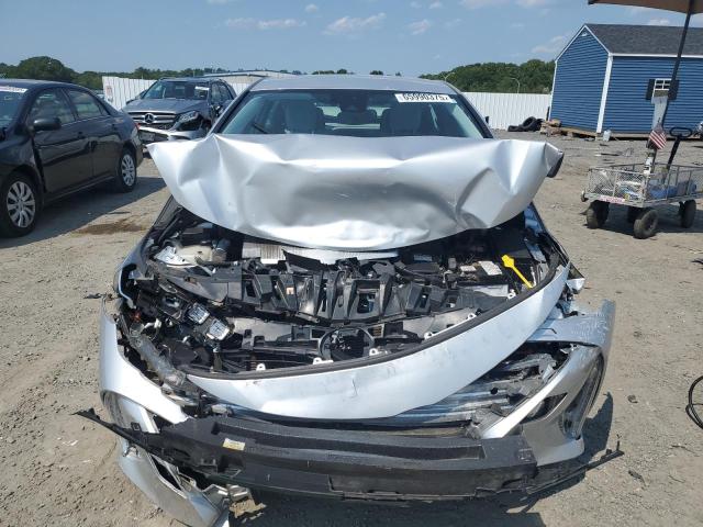 JTDKARFP3J3080120 - 2018 TOYOTA PRIUS PRIM ვერცხლისფერი ფოტო 5