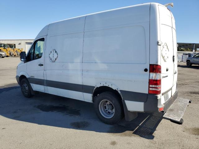 WD0PF045X85269888 - 2008 DODGE SPRINTER 3500 WHITE photo 2