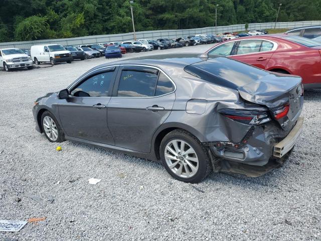 4T1C11AK7MU551231 - 2021 TOYOTA CAMRY LE GRAY photo 2