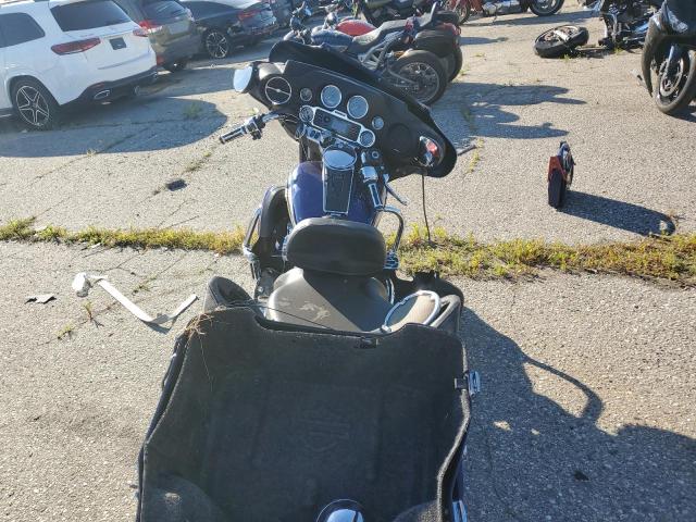 1HD1FC4107Y619828 - 2007 HARLEY-DAVIDSON FLHTCUI BLUE photo 6