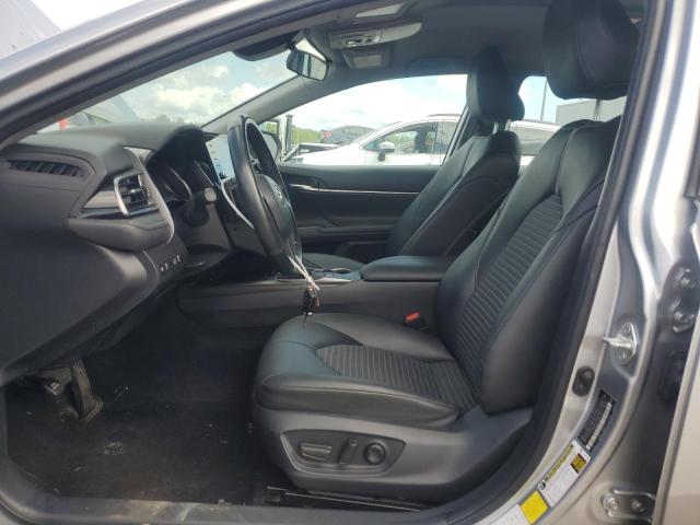 4T1G11AK6PU720161 - 2023 TOYOTA CAMRY SE NIGHT SHADE SILVER photo 7