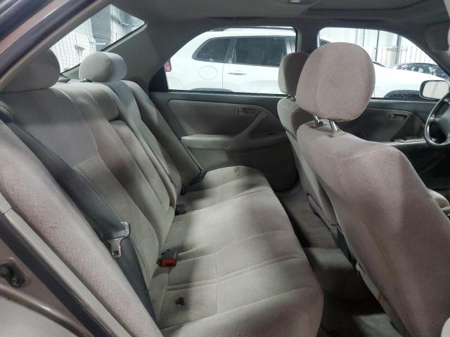 4T1BF22K6YU113937 - 2000 TOYOTA CAMRY LE GRAY photo 10