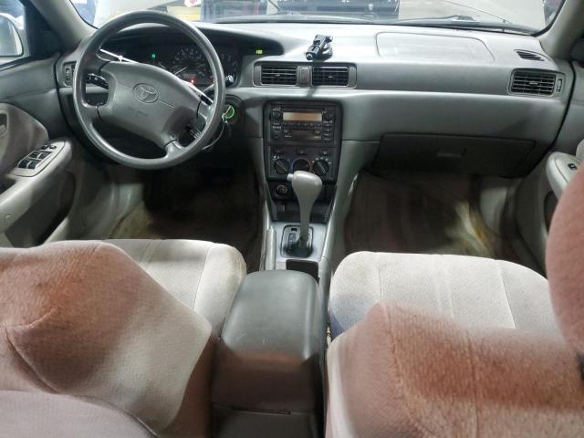 4T1BF22K6YU113937 - 2000 TOYOTA CAMRY LE GRAY photo 8