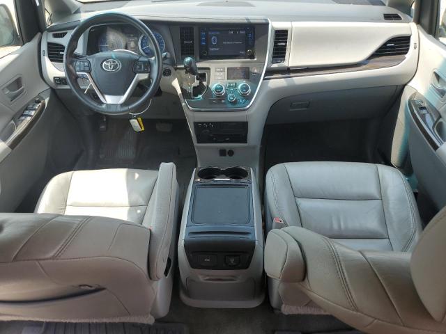5TDDK3DC0GS144155 - 2016 TOYOTA SIENNA XLE ვერცხლისფერი ფოტო 8