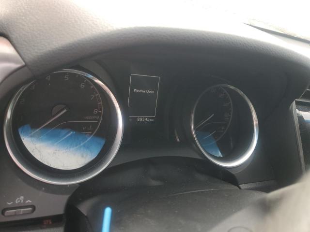 4T1B11HK4JU515753 - 2018 TOYOTA CAMRY L WHITE photo 9