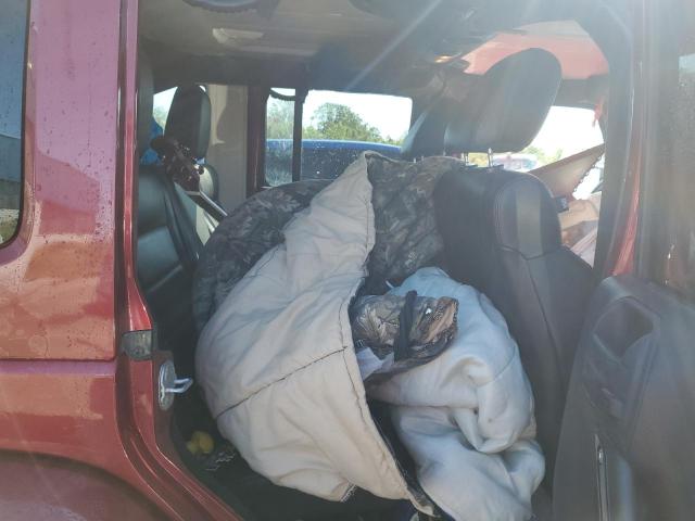 1C4HJWEGXCL258036 - 2012 JEEP WRANGLER U SAHARA Червоний фото 11