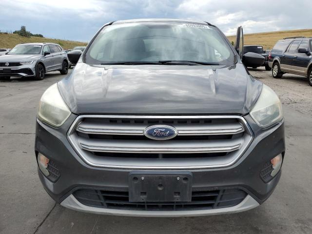 1FMCU0GD5HUC81853 - 2017 FORD ESCAPE SE 灰色 照片 5