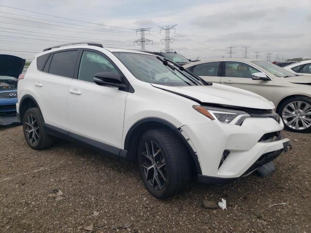 2T3JFREV3HW656213 - 2017 TOYOTA RAV4 SE WHITE photo 4