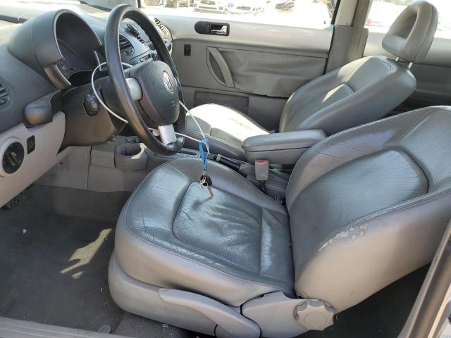 3VWDD21C82M422606 - 2002 VOLKSWAGEN NEW BEETLE GLX 银色 照片 7