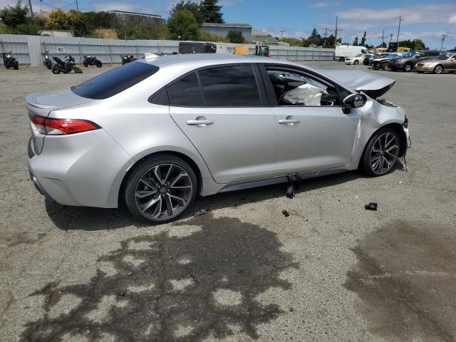 JTDP4RCE3LJ014522 - 2020 TOYOTA COROLLA SE ვერცხლისფერი ფოტო 3