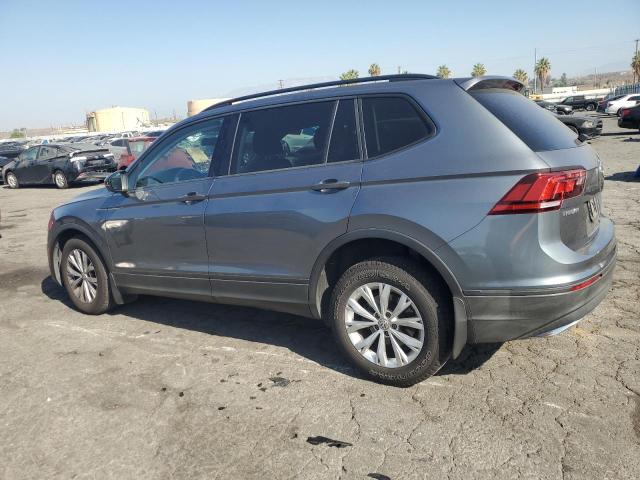 3VV1B7AX1KM057764 - 2019 VOLKSWAGEN TIGUAN S Синий фото 2