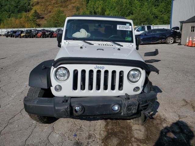 1C4BJWDG5JL861254 - 2018 JEEP WRANGLER UNLIMITED SPORT WHITE photo 5
