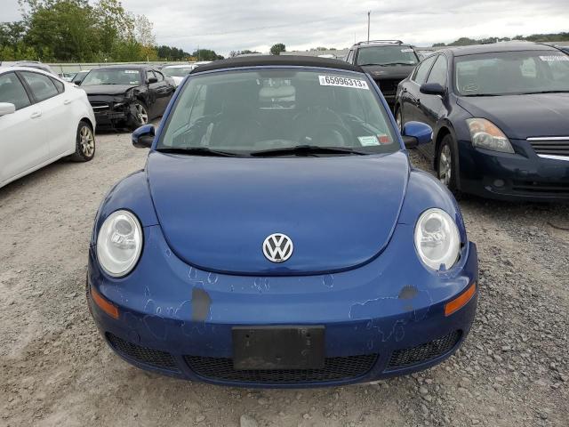 3VWPG31Y58M416776 - 2008 VOLKSWAGEN NEW BEETLE CONVERTIBLE S BLUE photo 5