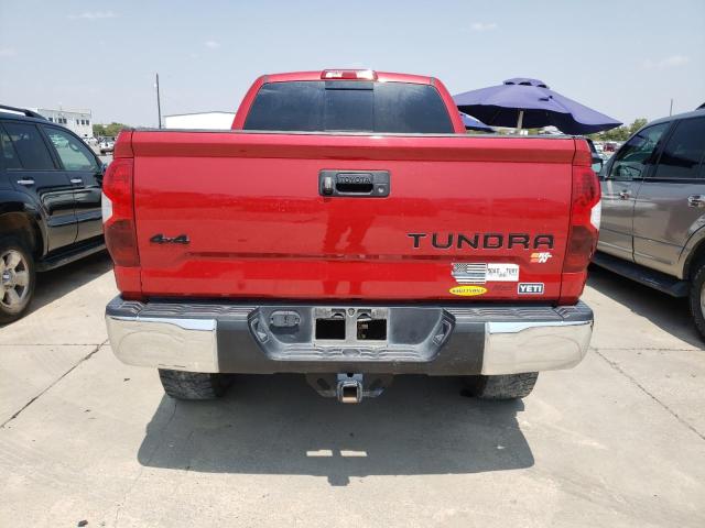 5TFUW5F14JX713778 - 2018 TOYOTA TUNDRA DOUBLE CAB SR/SR5 RED photo 6