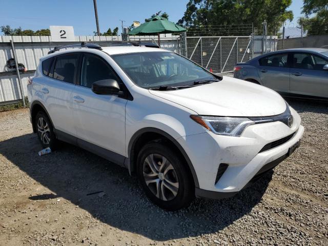 2T3BFREV7JW857784 - 2018 TOYOTA RAV4 LE WHITE photo 4