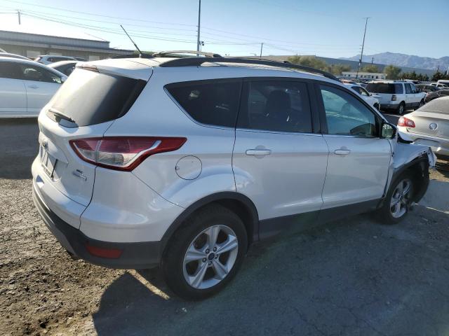 1FMCU0G94EUD51348 - 2014 FORD ESCAPE SE WHITE photo 3