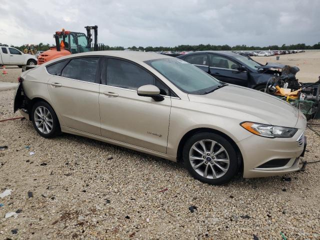 3FA6P0LU1HR250238 - 2017 FORD FUSION SE HYBRID TAN photo 4