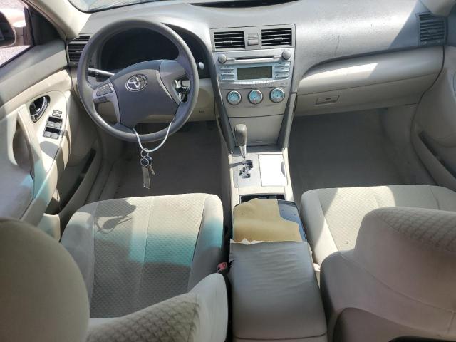 4T1BE46KX9U345659 - 2009 TOYOTA CAMRY BASE GOLD photo 8