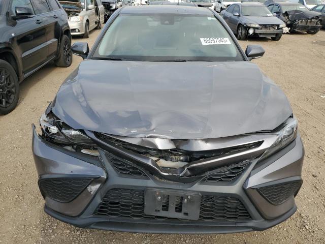 4T1G11AK4PU760254 - 2023 TOYOTA CAMRY SE NIGHT SHADE GRAY photo 5