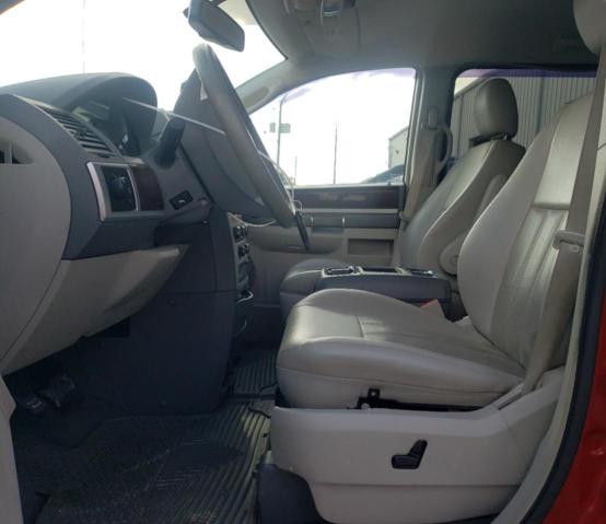 2A8HR54X59R646904 - 2009 CHRYSLER TOWN & COU TOURING RED photo 7