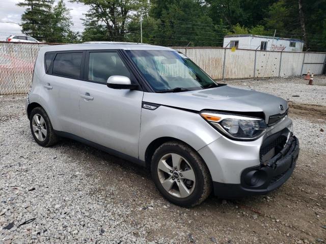 KNDJN2A23K7013501 - 2019 KIA SOUL SILVER photo 4