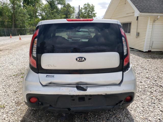 KNDJN2A23K7013501 - 2019 KIA SOUL SILVER photo 6