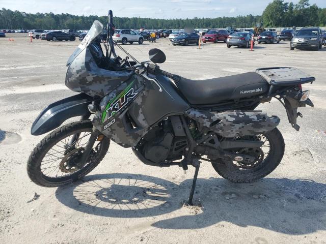 JKAKLEE1XJDA92692 - 2018 KAWASAKI KL650 E TWO TONE photo 3