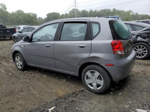 KL1TD66637B693412 - 2007 CHEVROLET AVEO BASE SILVER photo 2