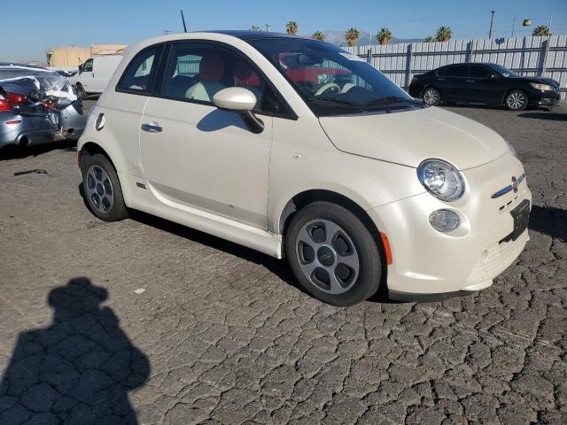 3C3CFFGE8DT744197 - 2013 FIAT 500 ELECTRIC WHITE photo 4