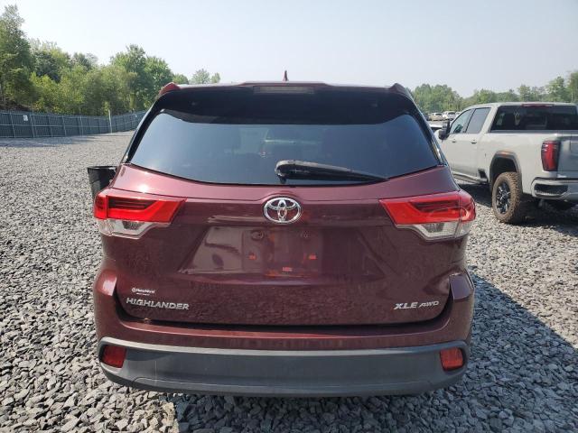 5TDJZRFH1JS816080 - 2018 TOYOTA HIGHLANDER SE Bordeaux photo 6