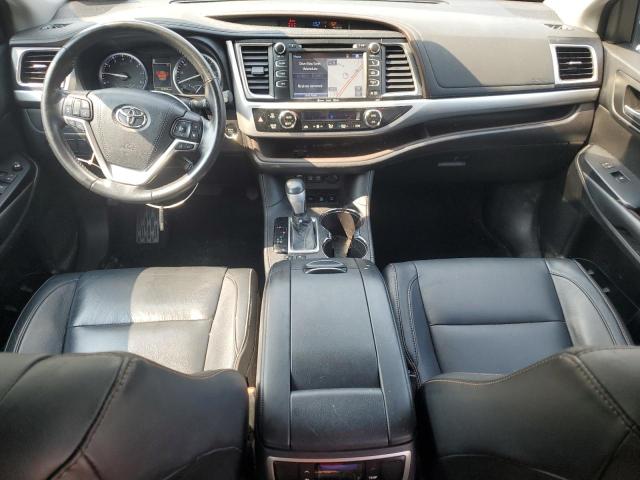 5TDJZRFH1JS816080 - 2018 TOYOTA HIGHLANDER SE Bordeaux photo 8