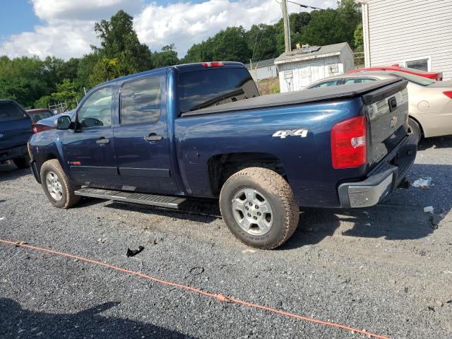 2GCFK13Y071590596 - 2007 CHEVROLET SILVERADO K1500 CREW CAB BLUE photo 2