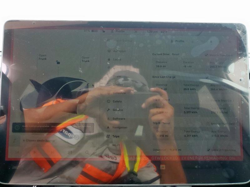 7SAYGDEE7SA344620 - 2025 TESLA MODEL Y GRAY photo 9