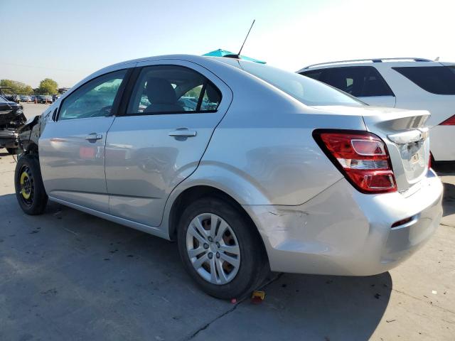 1G1JB5SH0H4119632 - 2017 CHEVROLET SONIC LS Gümüş foto 2