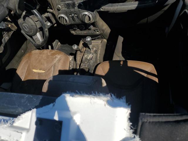 1C4AJWBG6DL612352 - 2013 JEEP WRANGLER SAHARA თეთრი ფოტო 8