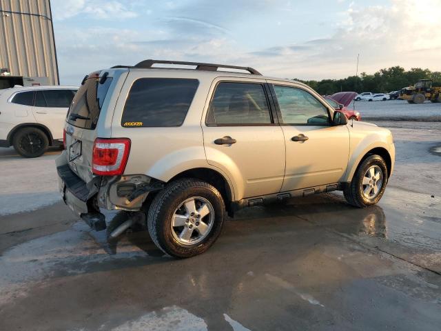 1FMCU0D76BKC23171 - 2011 FORD ESCAPE XLT Бежевий фото 3