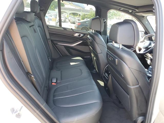 5UXTA6C02M9F48819 - 2021 BMW X5 XDRIVE45E WHITE photo 11
